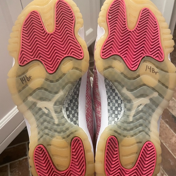 Air Jordan 11 Retro Low pink - Picture 6 of 9